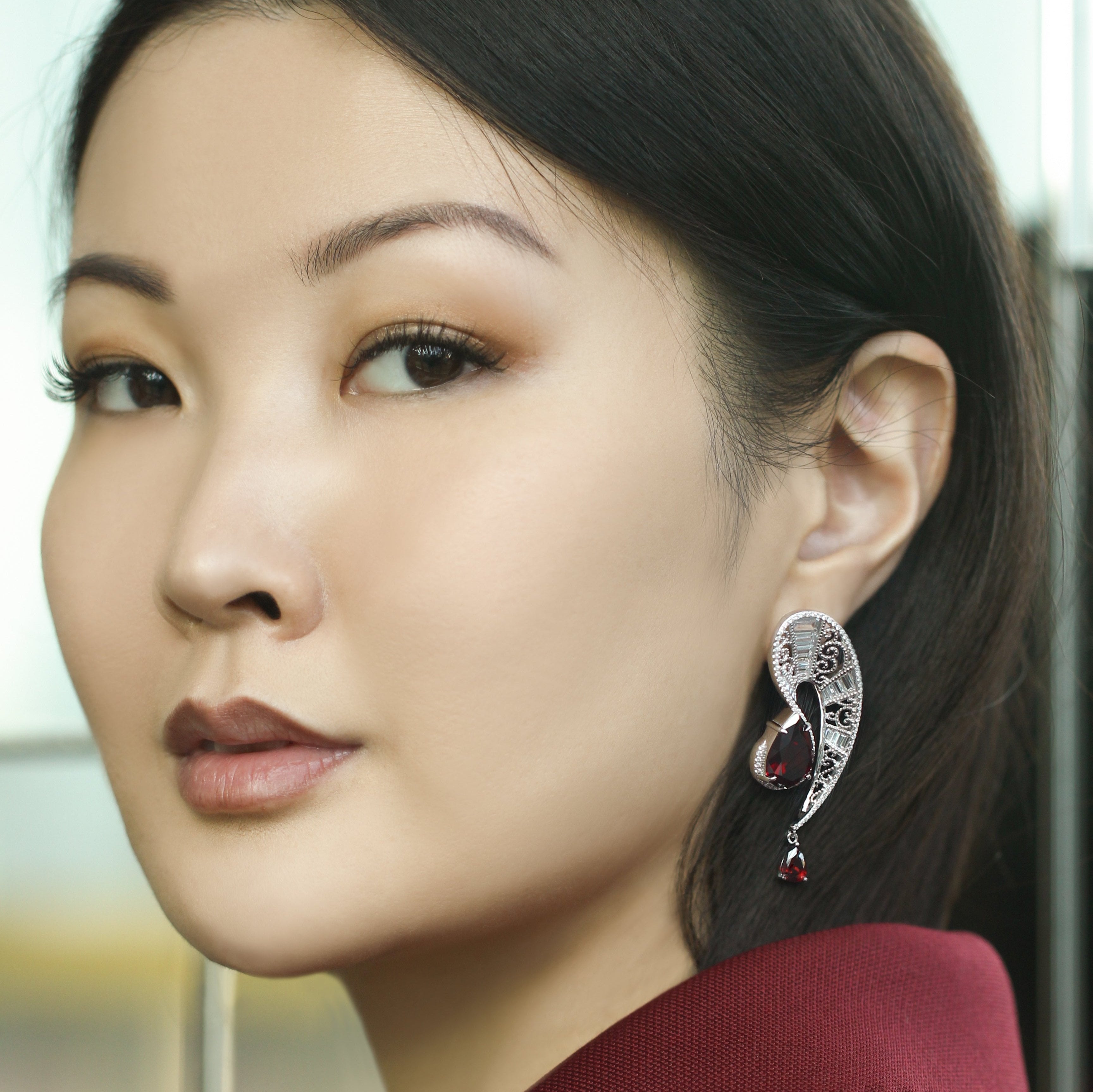 QUEEN Earrings, Red - BAIGAL