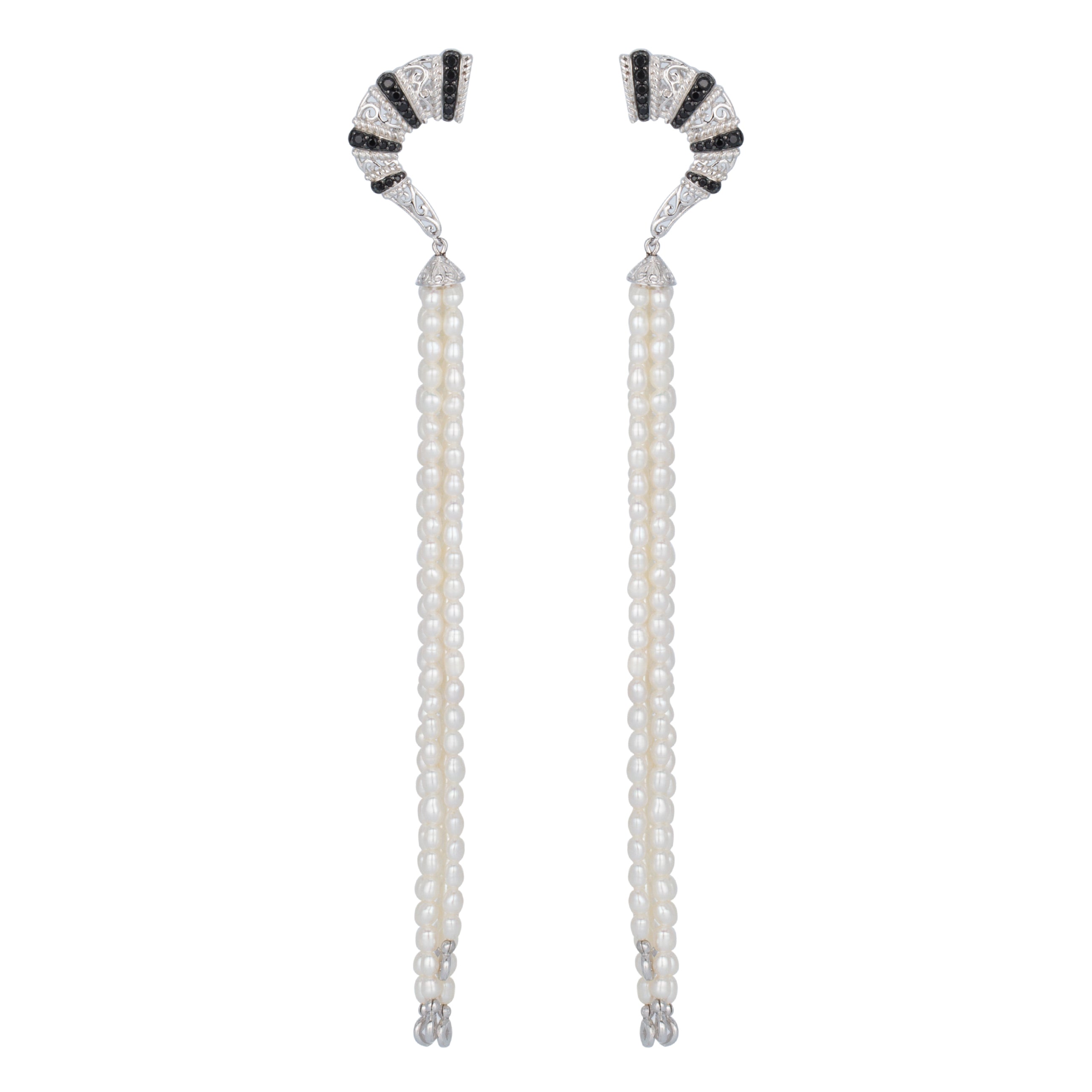 QUEEN Earrings - BAIGAL