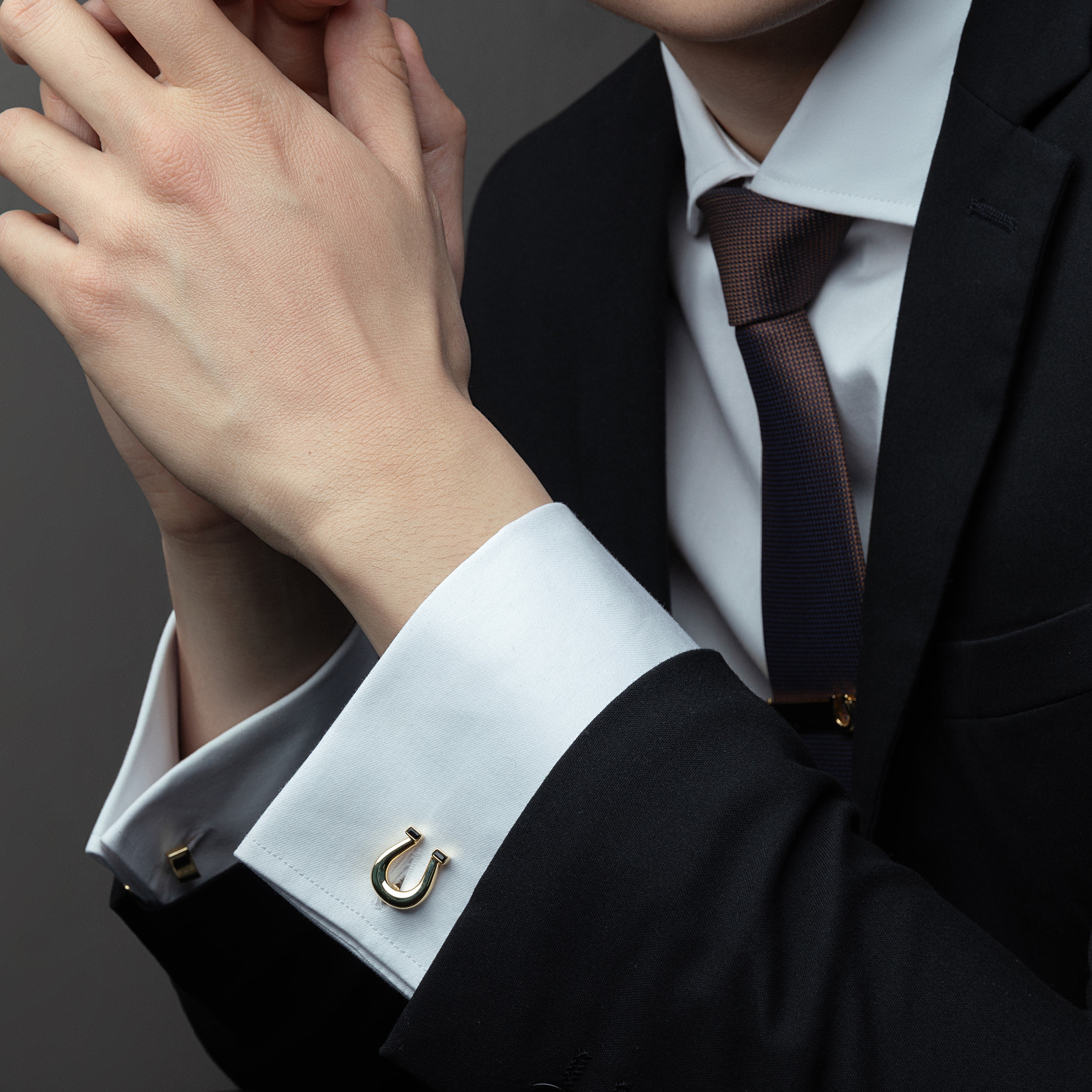 TUVURGUU Horseshoe Cufflinks - BAIGAL