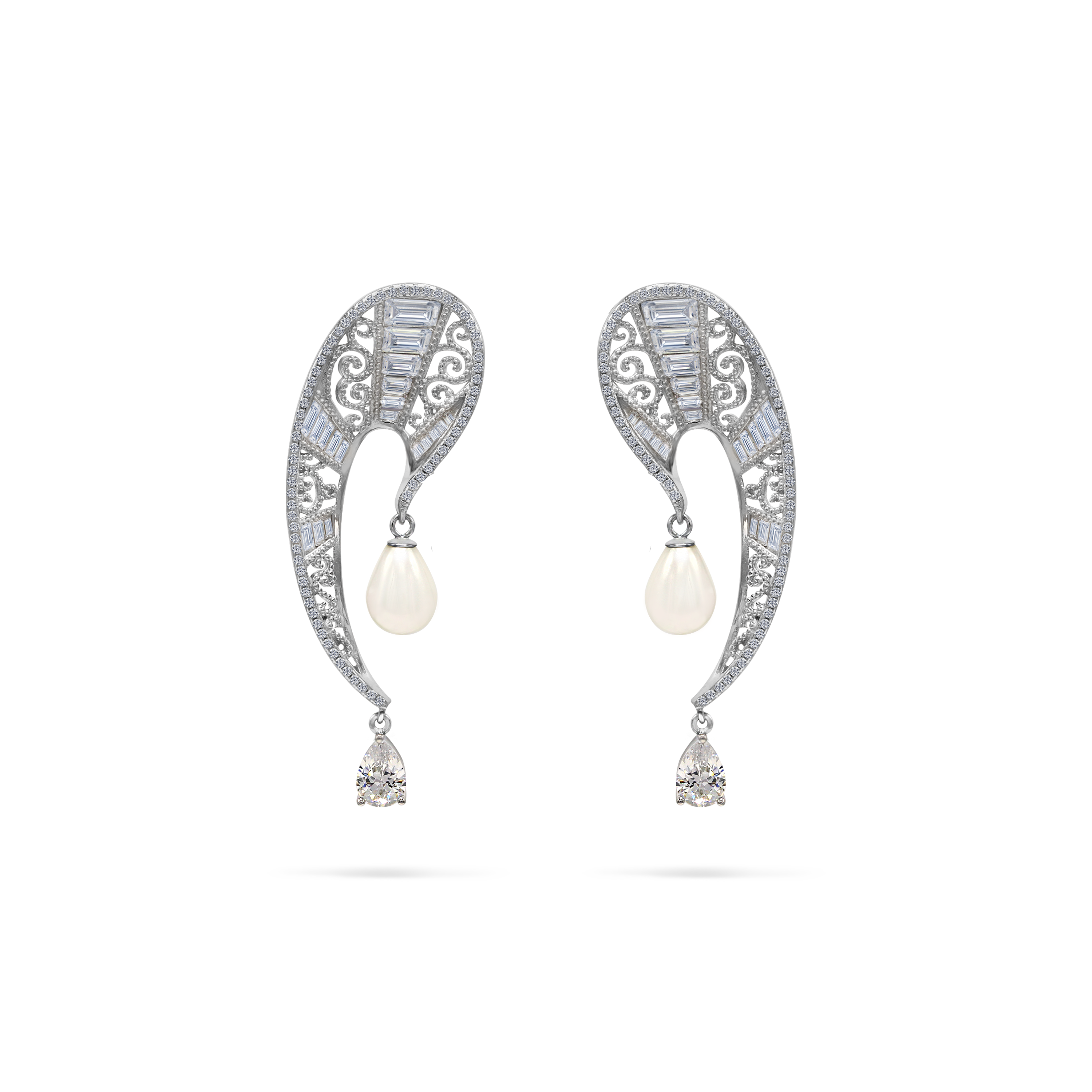 QUEEN Earrings, White